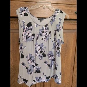 The Limited sleeveless top